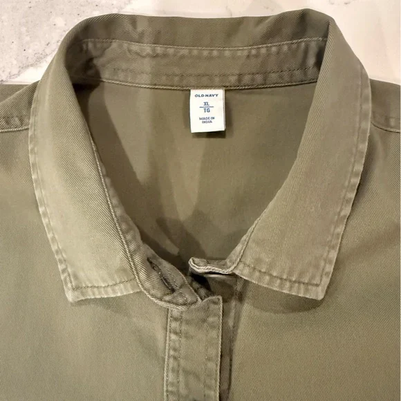 GUC Size XL Old Navy Olive Green Button-Up Utility Shirt - Women - Picture 4 of 7